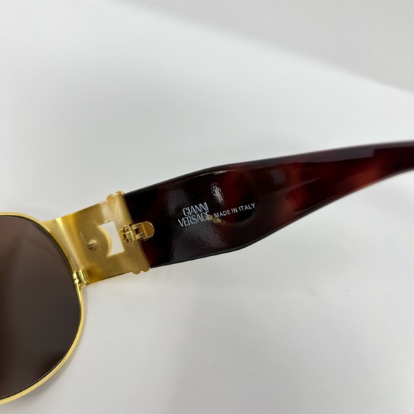 Vintage Versace Medusa Sunglasses 90s Y2K Tortoise Brown Gold Oversized Case - Picture 7 of 12